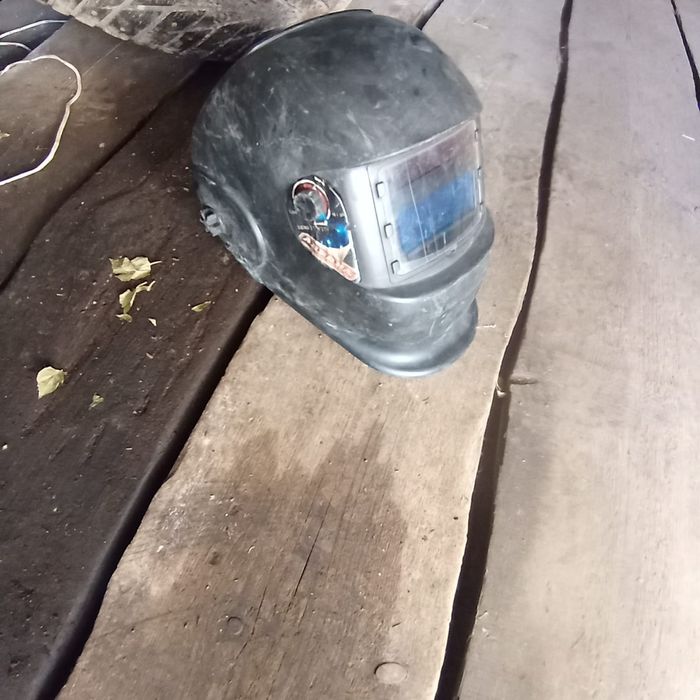 Продам сварочный шлем