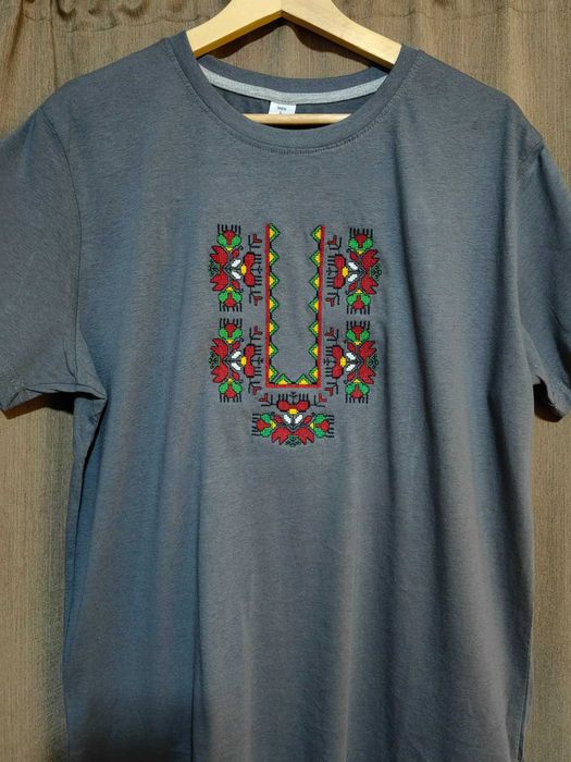 Тениски с бронирани шевици