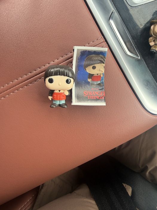 Kinder очень странные дела