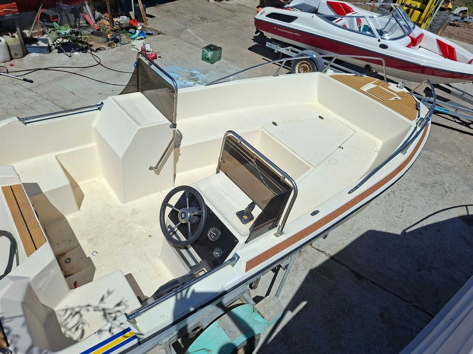 Лодката Boccancina 520 Open Honda 40 KC