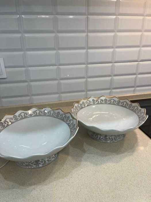 Продам тарелки для гостей