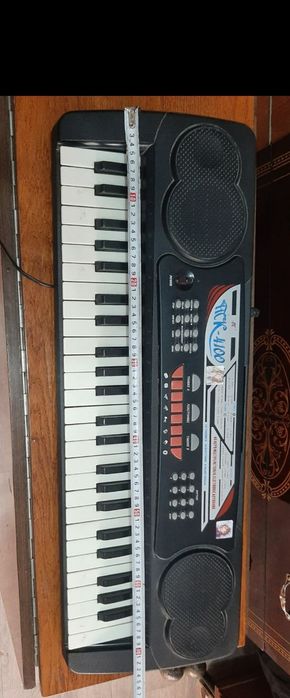 Продам детский синтезатор.