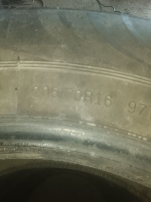 Продам шины всесизонка