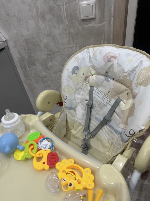 Продам детский стульчик за 12900