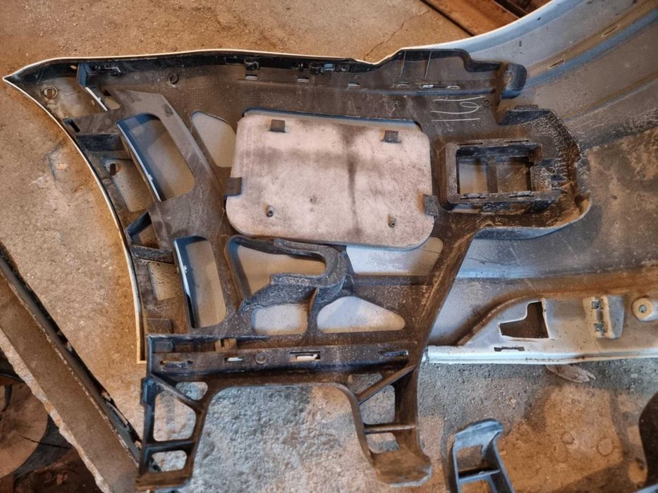 водач страничен задна броня Mercedes Gl 350 500  W164 2012
