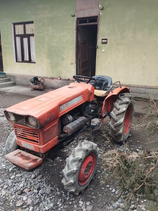 Кубота минитрактор сотилади