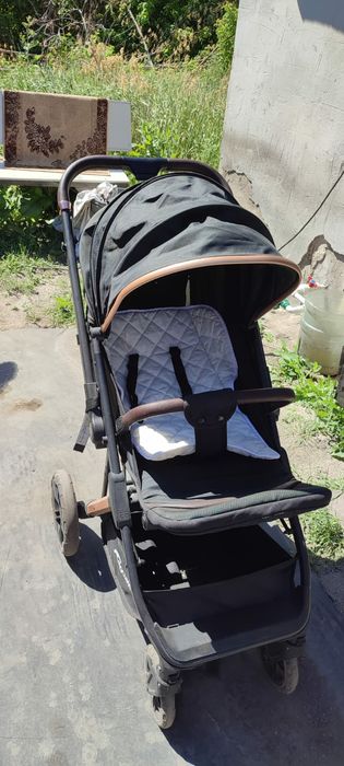 Продаётся коляска