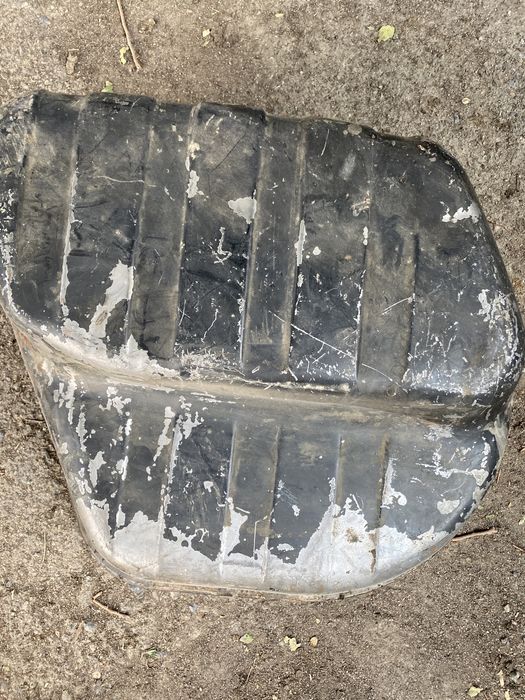 Продам бензобак на жигули