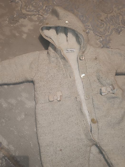 Продам детские комбинезоны