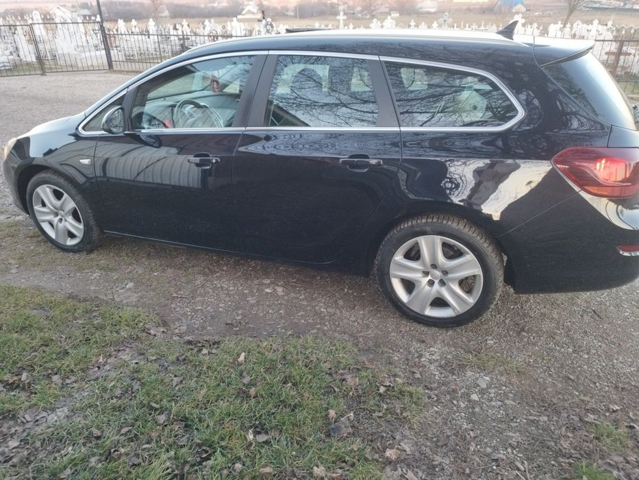 Opel Astra j sport tourer