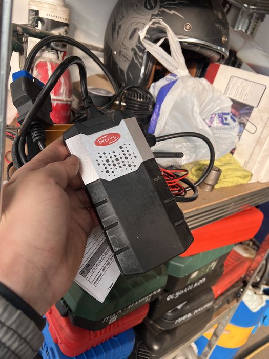 Продавам диагностичен уред Delphi (OBD2) с Bluetooth