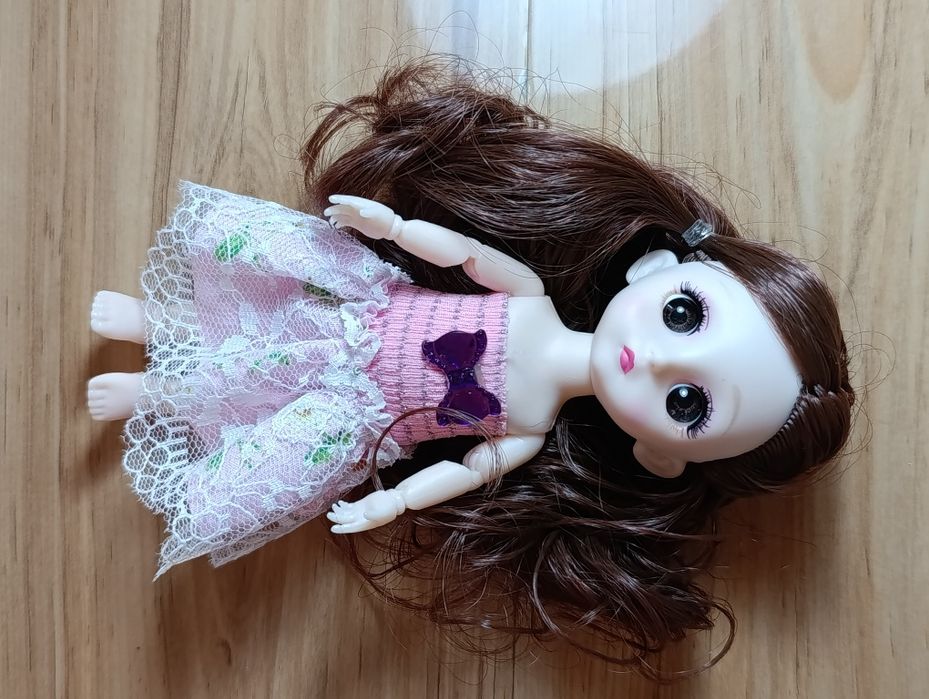 Шарнираная кукла