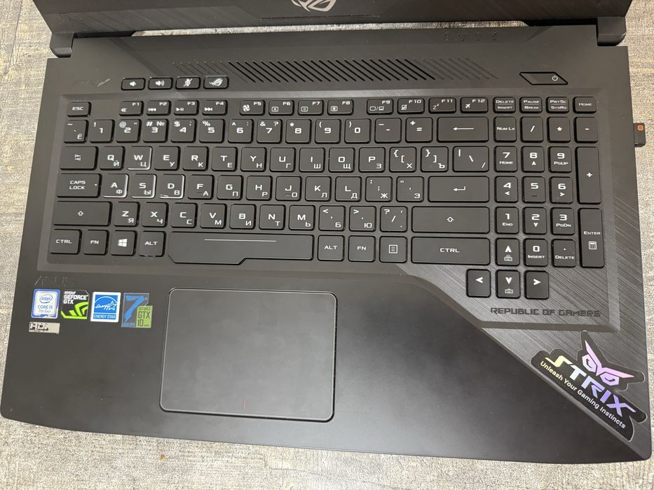 Продам ноутбук Asus Rog Strix