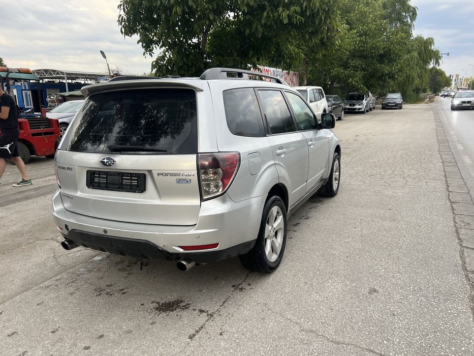 Subaru Forester 2.0D 2010г. на части