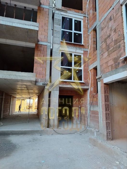 Продава се Едностаен апартамент в Пловдив, Южен - 40 кв.м за 1005 €/кв.м - Снимка #2