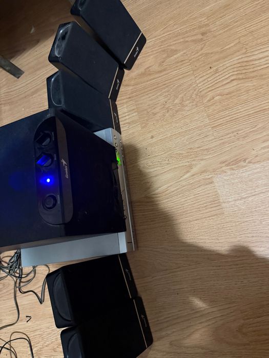 5 boxe + bass Genius + statie Cd