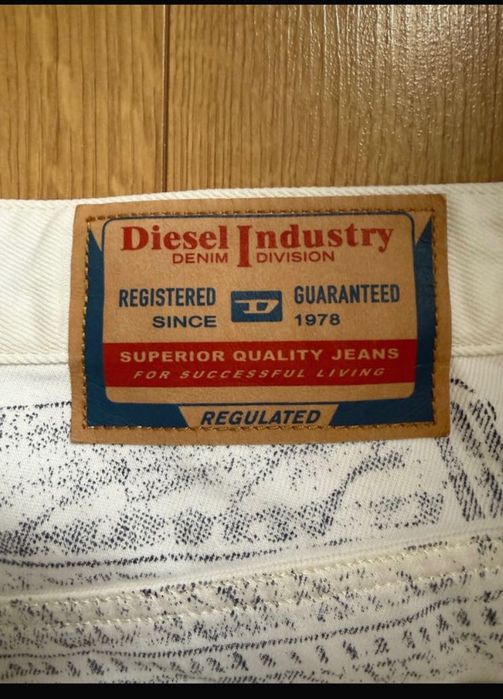 Blugi Diesel D-macro