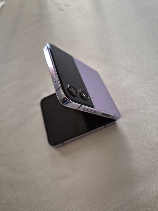 samsung galaxy  z flip4