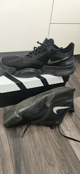Маратонки тип кец Nike