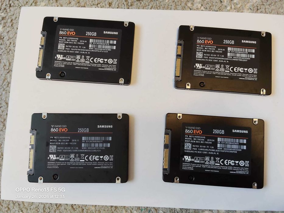 DDR2, DDR3, DDR4, SSD Samsung Evo 860