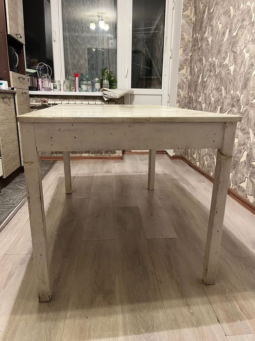 Продам два стола