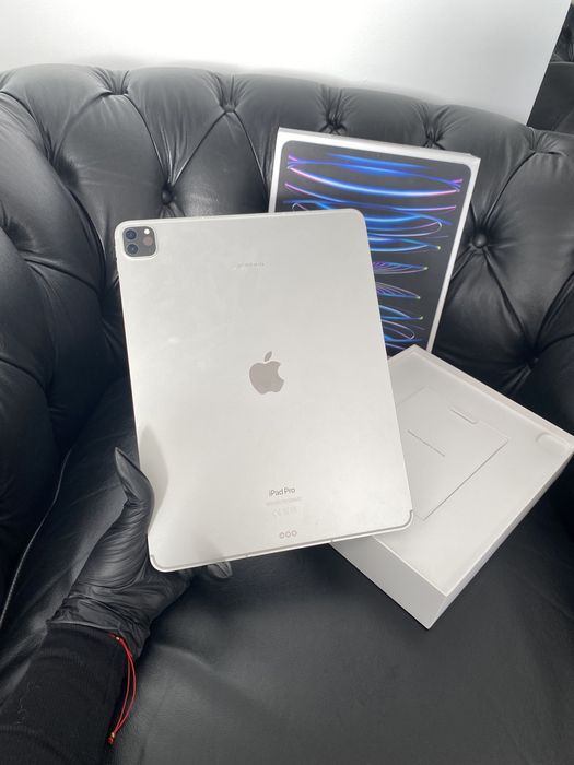 iPad Pro 12.9-Inch / 128 GB / Silver