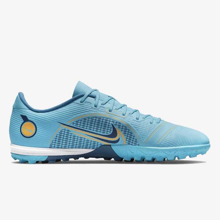 2 модела Nike Mercurial Vapor 14 и 16 Academy