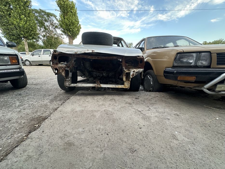 Nexiya 1 kuzof, 4 eshik