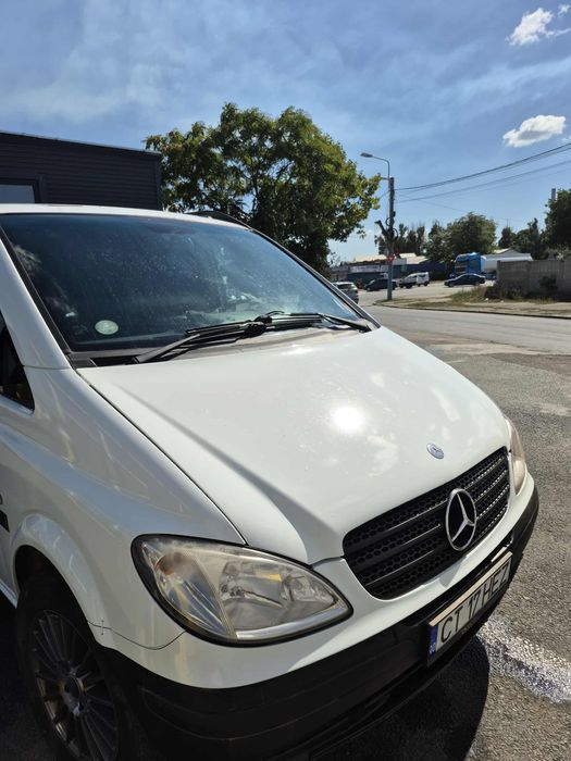 Mercedes Vito.