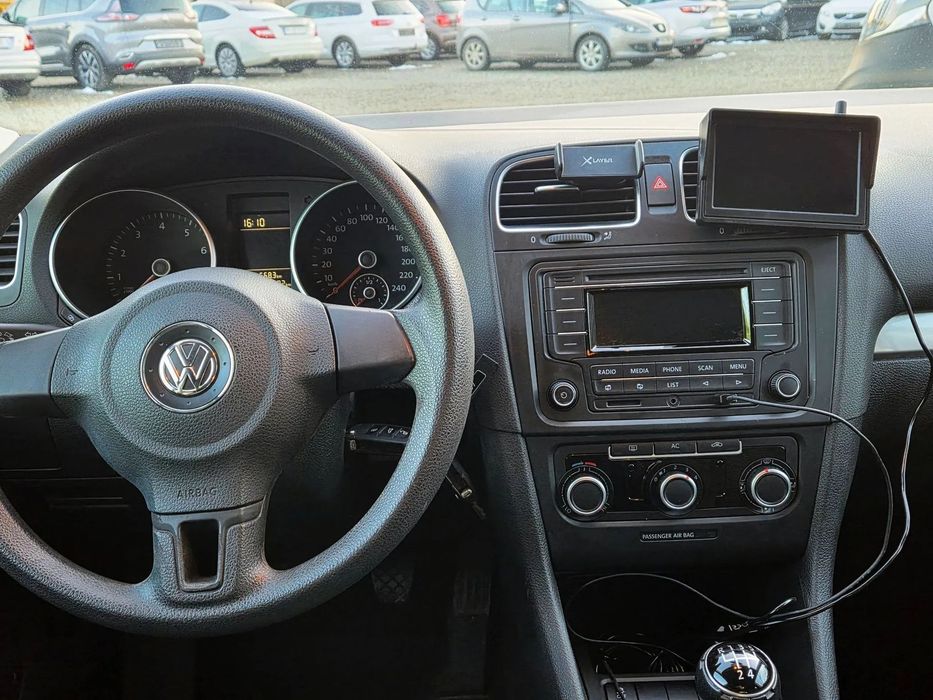 Volkswagen Golf Garantie 1An Rata 650ron Roti suplim Camera marsarier
