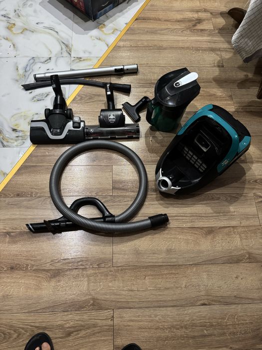 Пылесос Tefal Silence Force Cyclonic