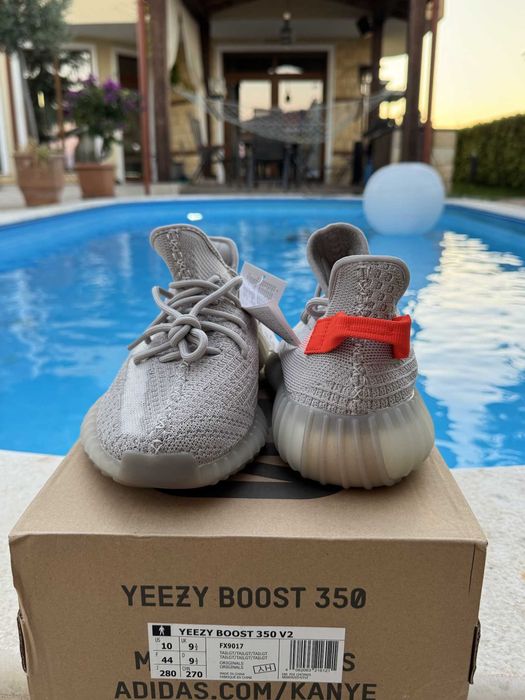 Adidas Yeezy Boost 350 "Tail Light" 44 EUR Мъжки Маратонки + Кутия