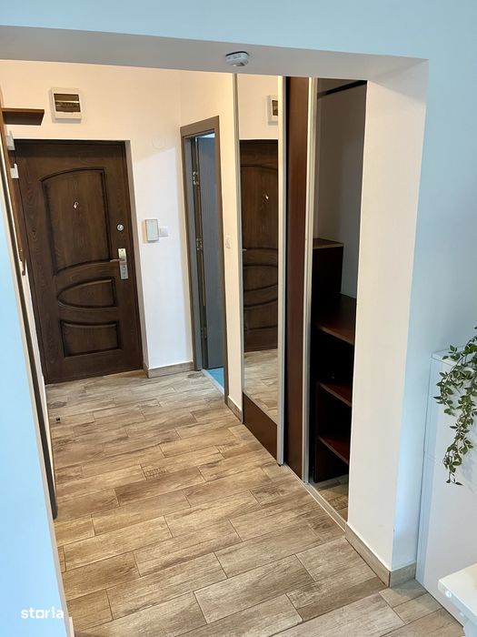 Apartament 1 camera, 34 mp + curte proprie 28 mp + loc de parcare, Red