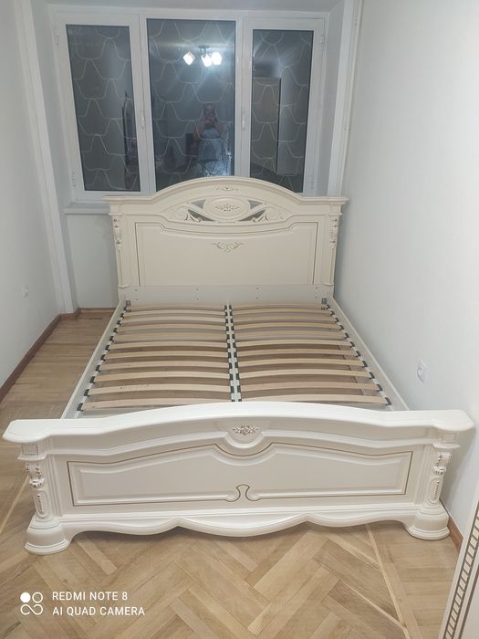 Белорусская кровать абсолютно новая. Слоним мебель оригинал.МДФ