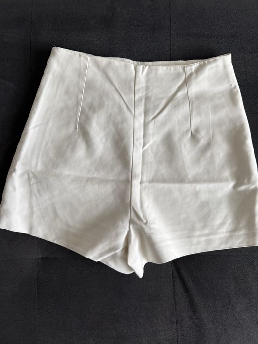 Бели къси панталони - Зара