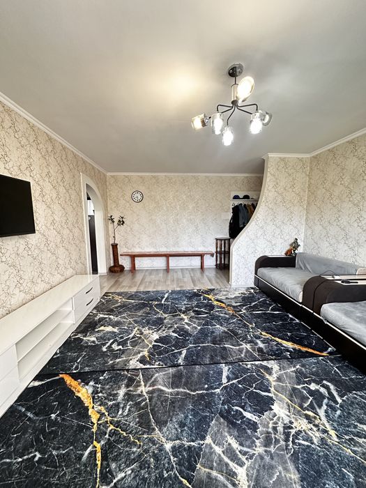 Продам 4 комн квартиру