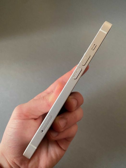 iPhone 13 -pentru piese /recarosare !