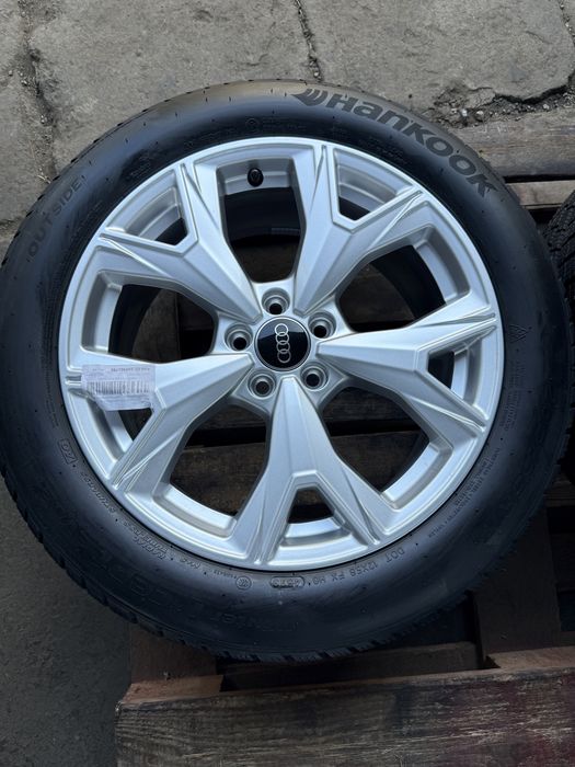 Jante originale Audi A1 cu anvelope NOI de iarna 205/55 17