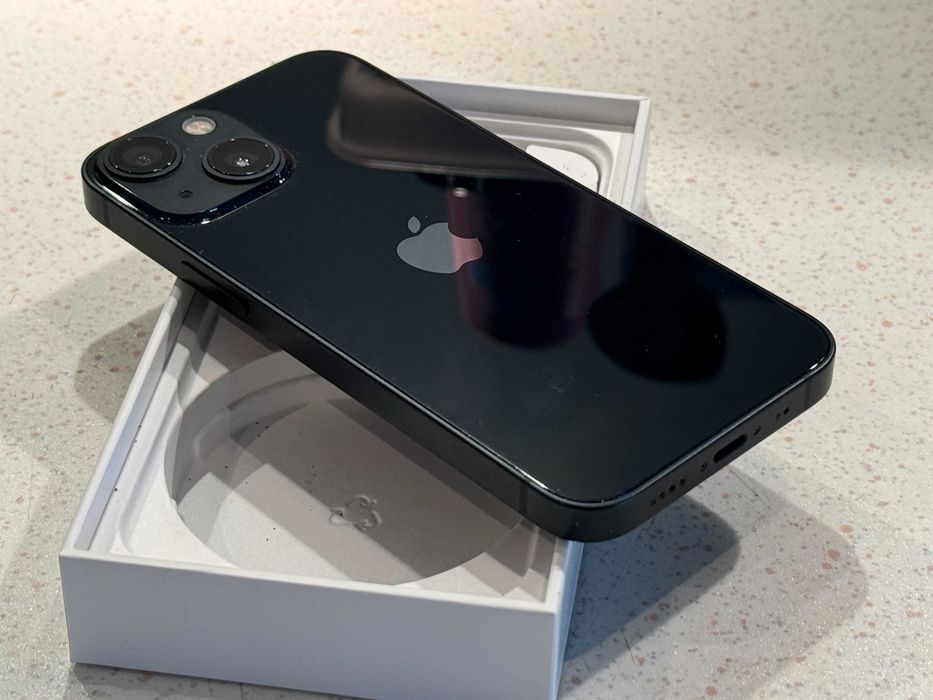 iPhone 13 Mini 128GB Midnight Black – Отличен, 100% Батерия!