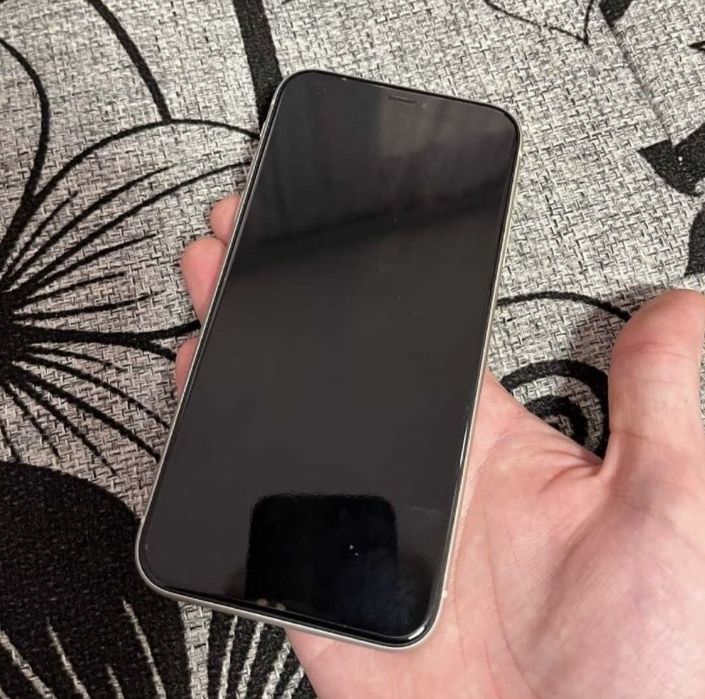 Продам Iphone 11/64Gb