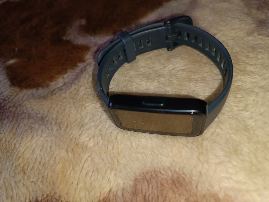 Huawei band 8 yangidek