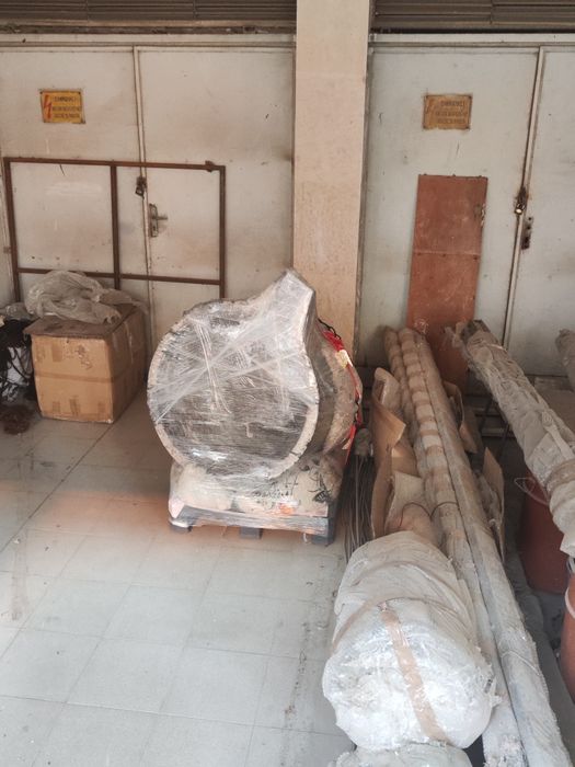 Превоз на тежки товари с камион с падащ борд – Без усилия!