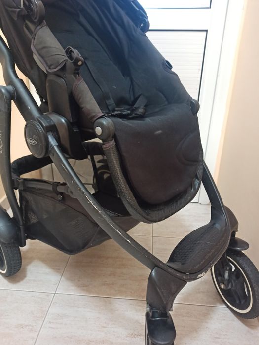 Продавам Бебешка количка Graco Evo XT