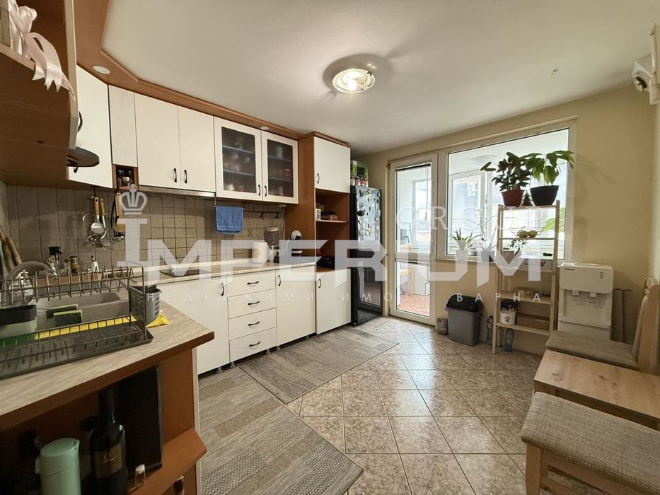 Продава се Четиристаен апартамент в Варна, Колхозен пазар - 119 кв.м за 922 €/кв.м - Снимка #8