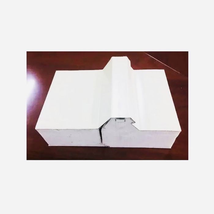 Panou acoperiș tip sandvis