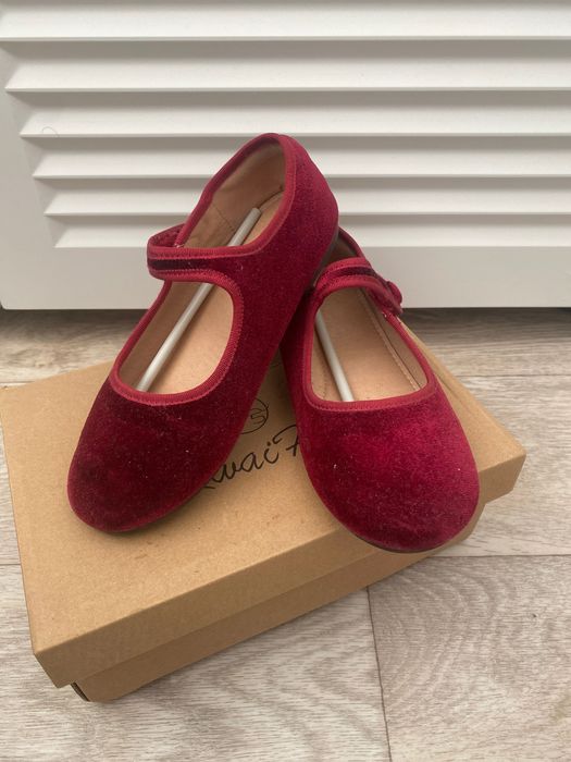 продам детские туфли