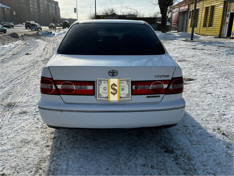 Продам машину TAYOTA VISTA