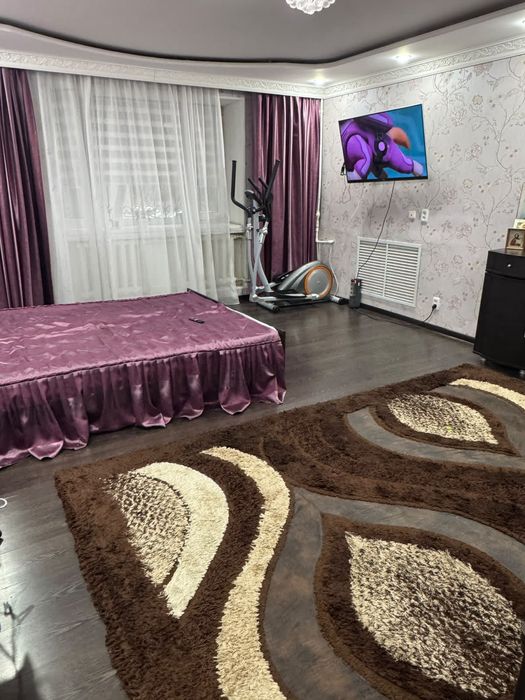 Продажа трехкомотной  квартиры