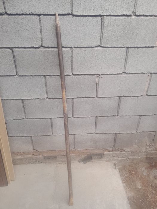 Лом. Длина 1метр, 40 см