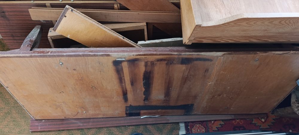 Отдам даром шифоньер